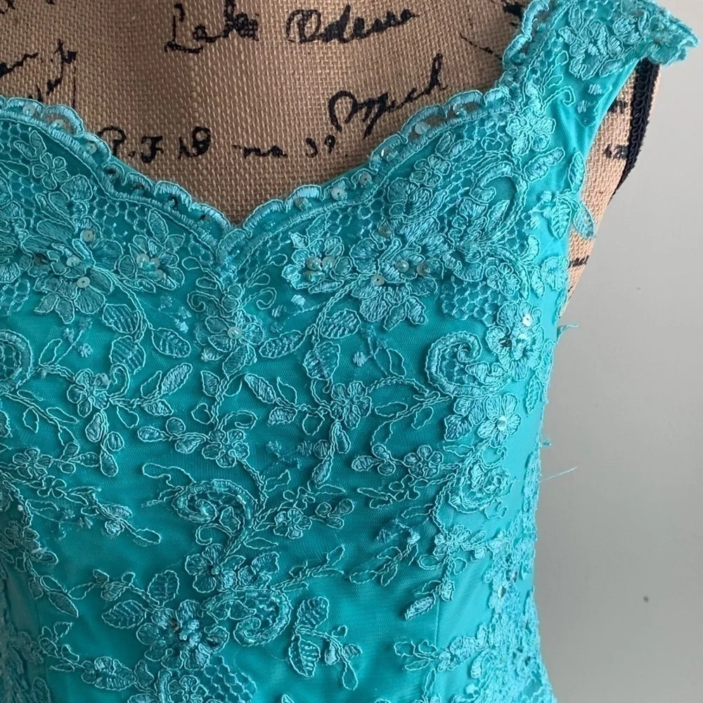 Azazi green embroidered dress size C